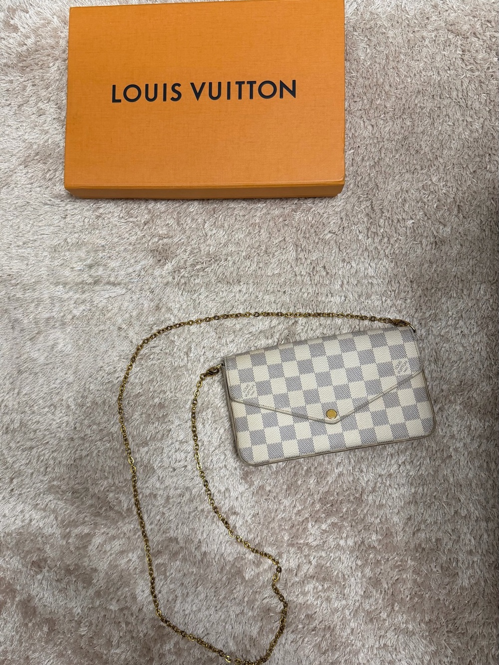Louis Vuitton Damier Azur Crossbody Pochette Félicie | Gold Chain